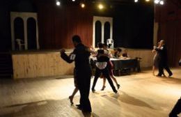 Comienza el seleccionado federal de tango danza en Salto